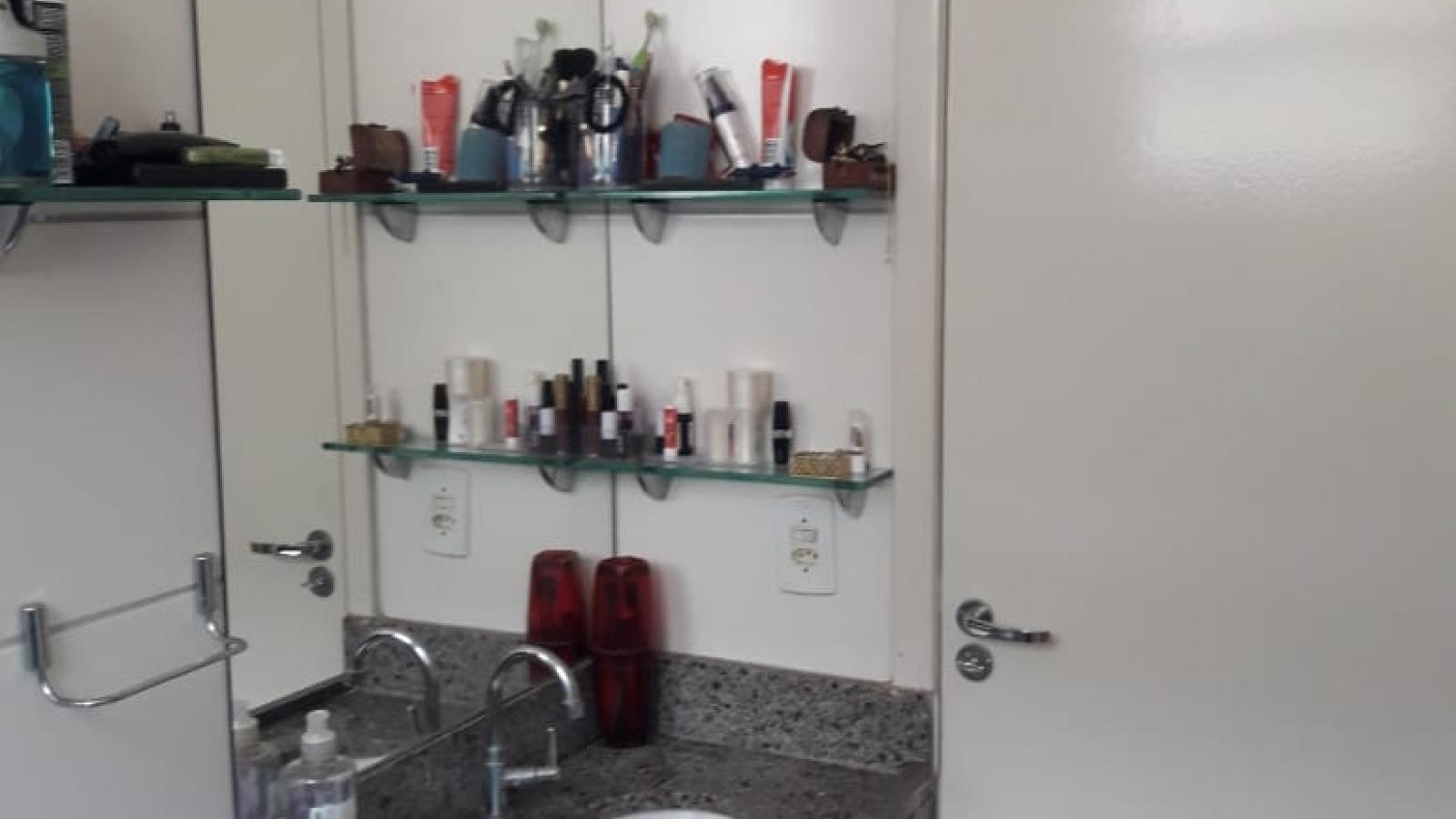 107 - Apartamento p/ Venda 107 - Apartamento p/ Venda