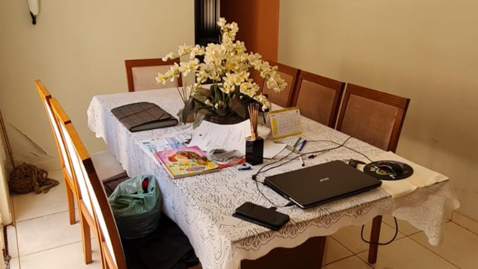 135 - Casa p/ Venda 135 - Casa p/ Venda