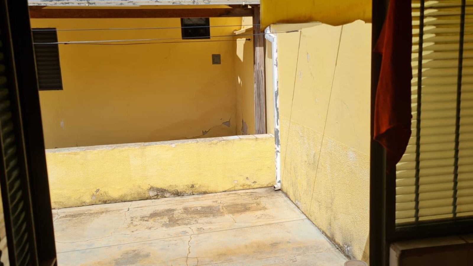 135 - Casa p/ Venda 135 - Casa p/ Venda