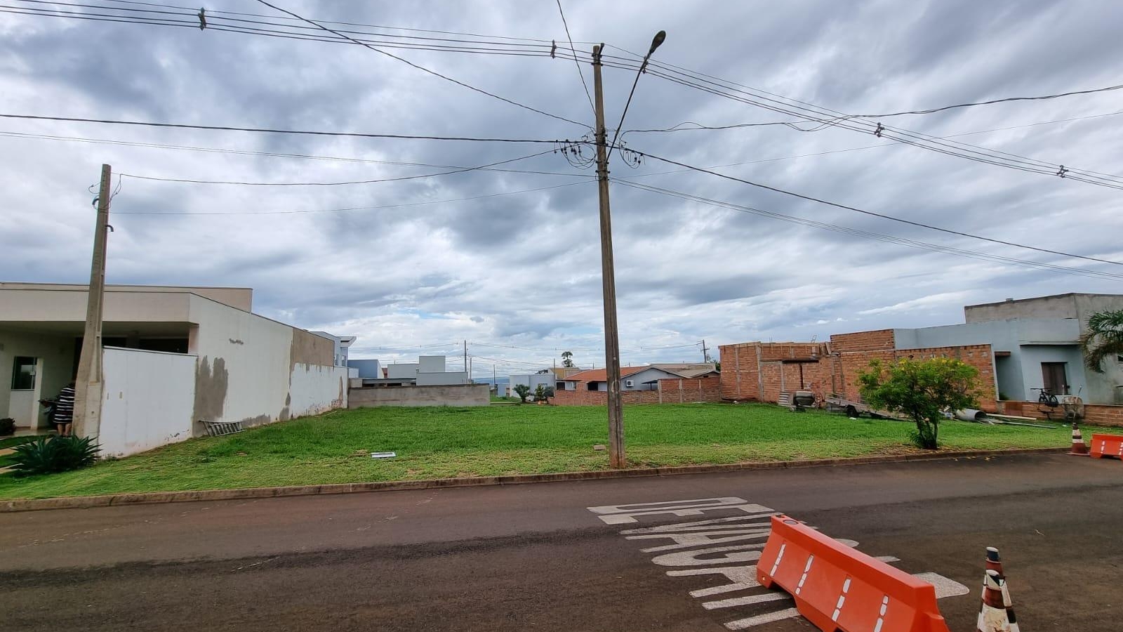 142 - Terreno p/ Venda 142 - Terreno p/ Venda