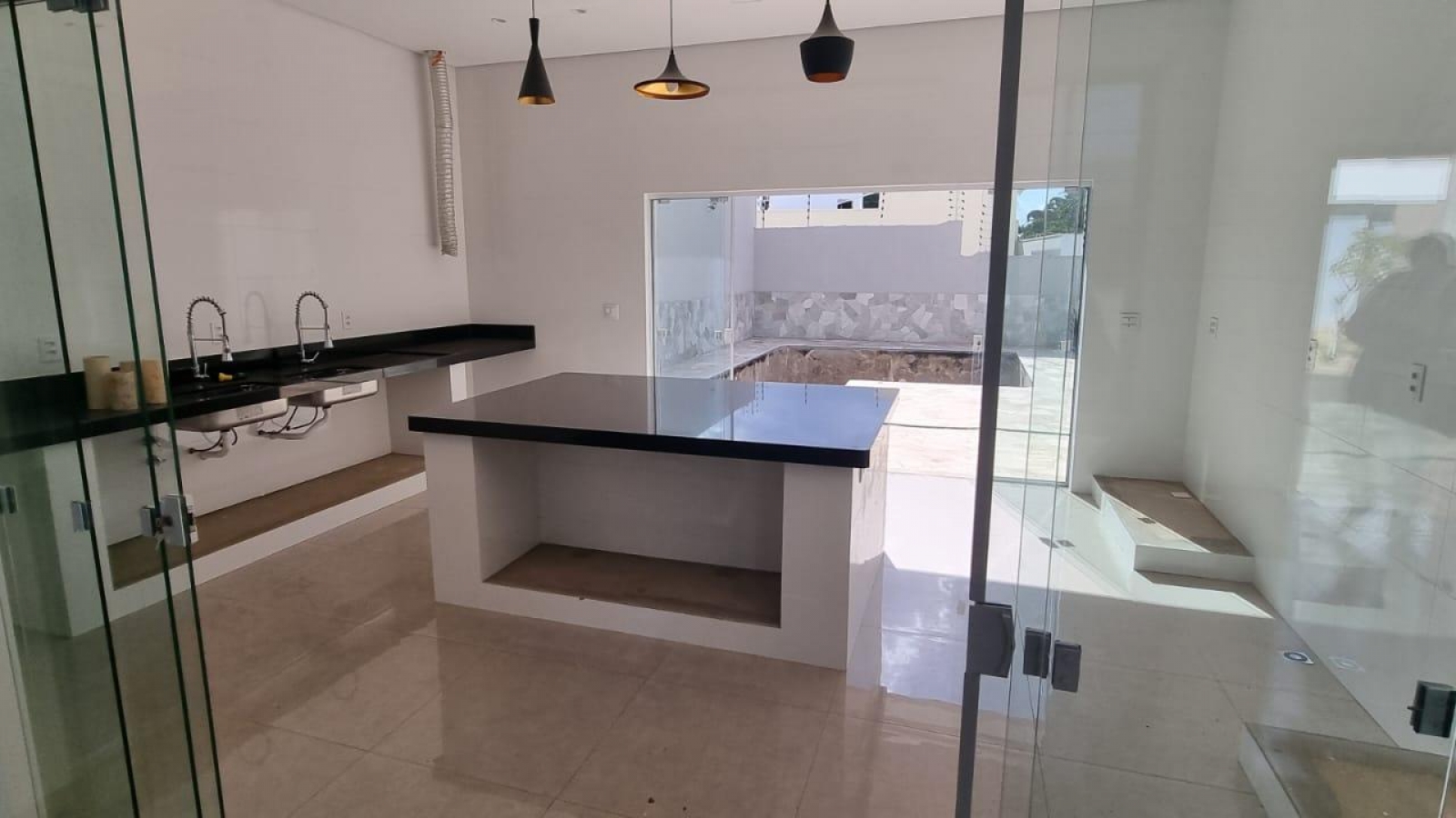 155 - Casa p/ Venda 155 - Casa p/ Venda