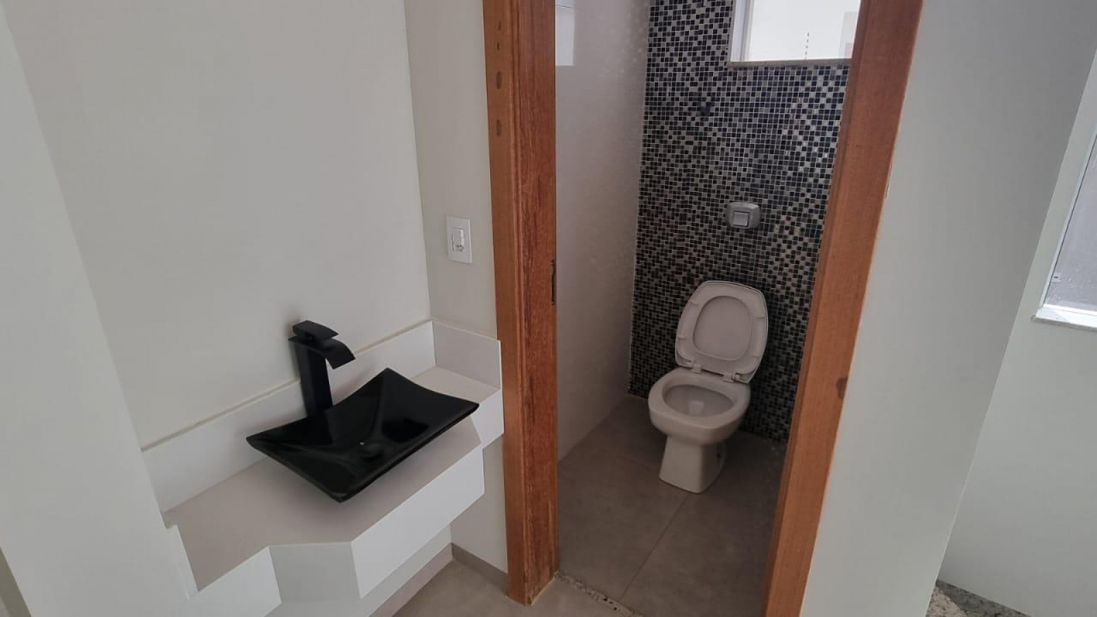 155 - Casa p/ Venda 155 - Casa p/ Venda