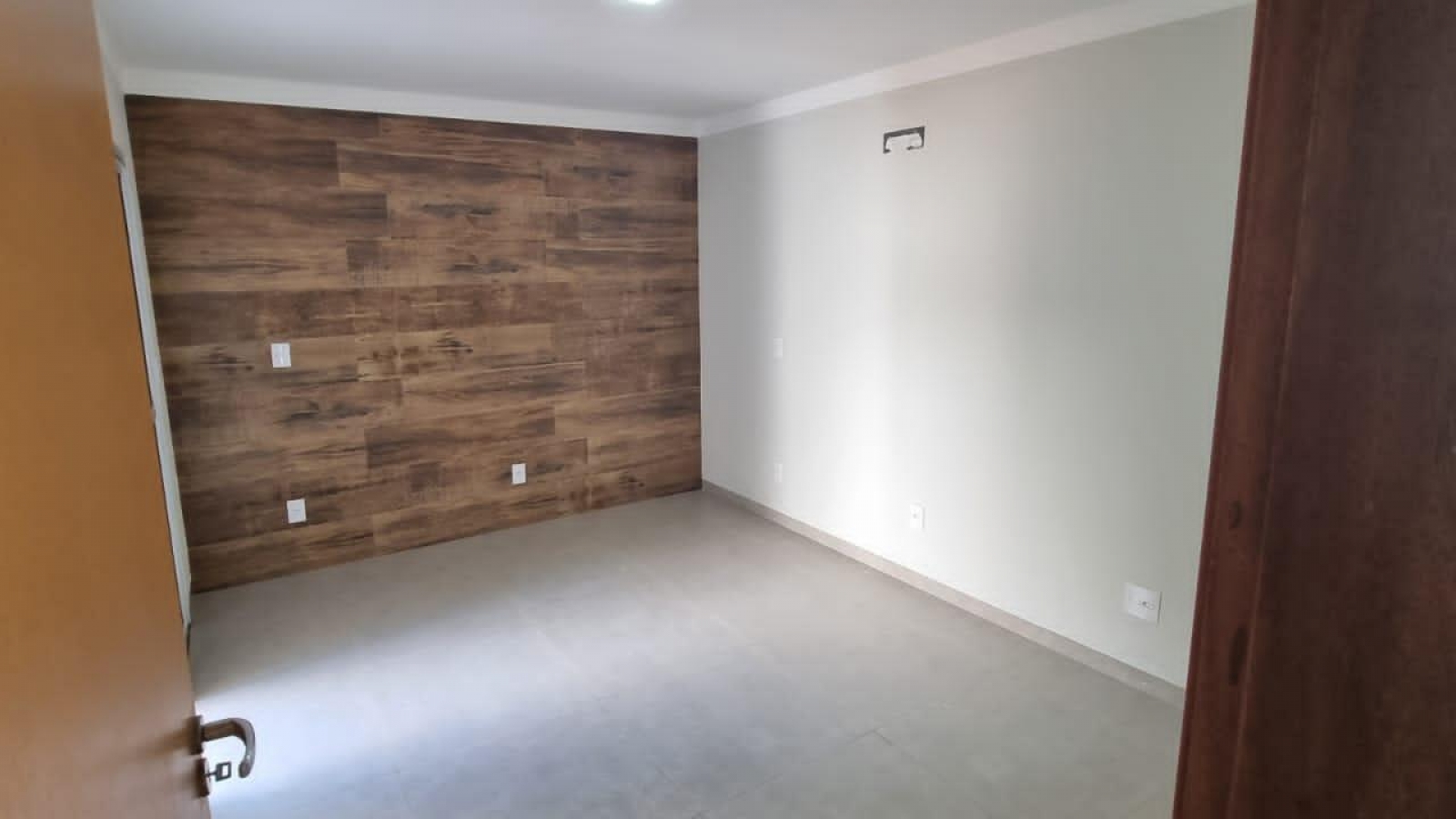 155 - Casa p/ Venda 155 - Casa p/ Venda