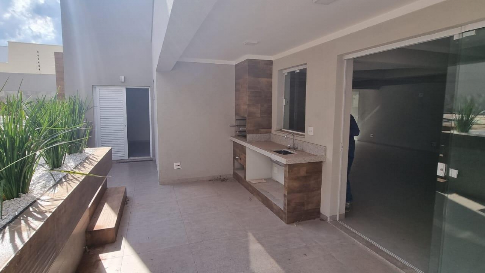 155 - Casa p/ Venda 155 - Casa p/ Venda