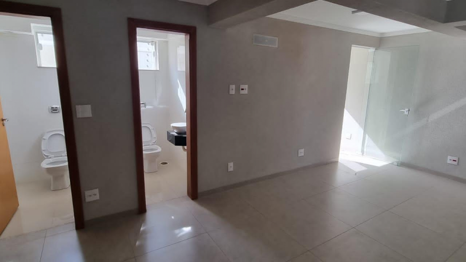 155 - Casa p/ Venda 155 - Casa p/ Venda