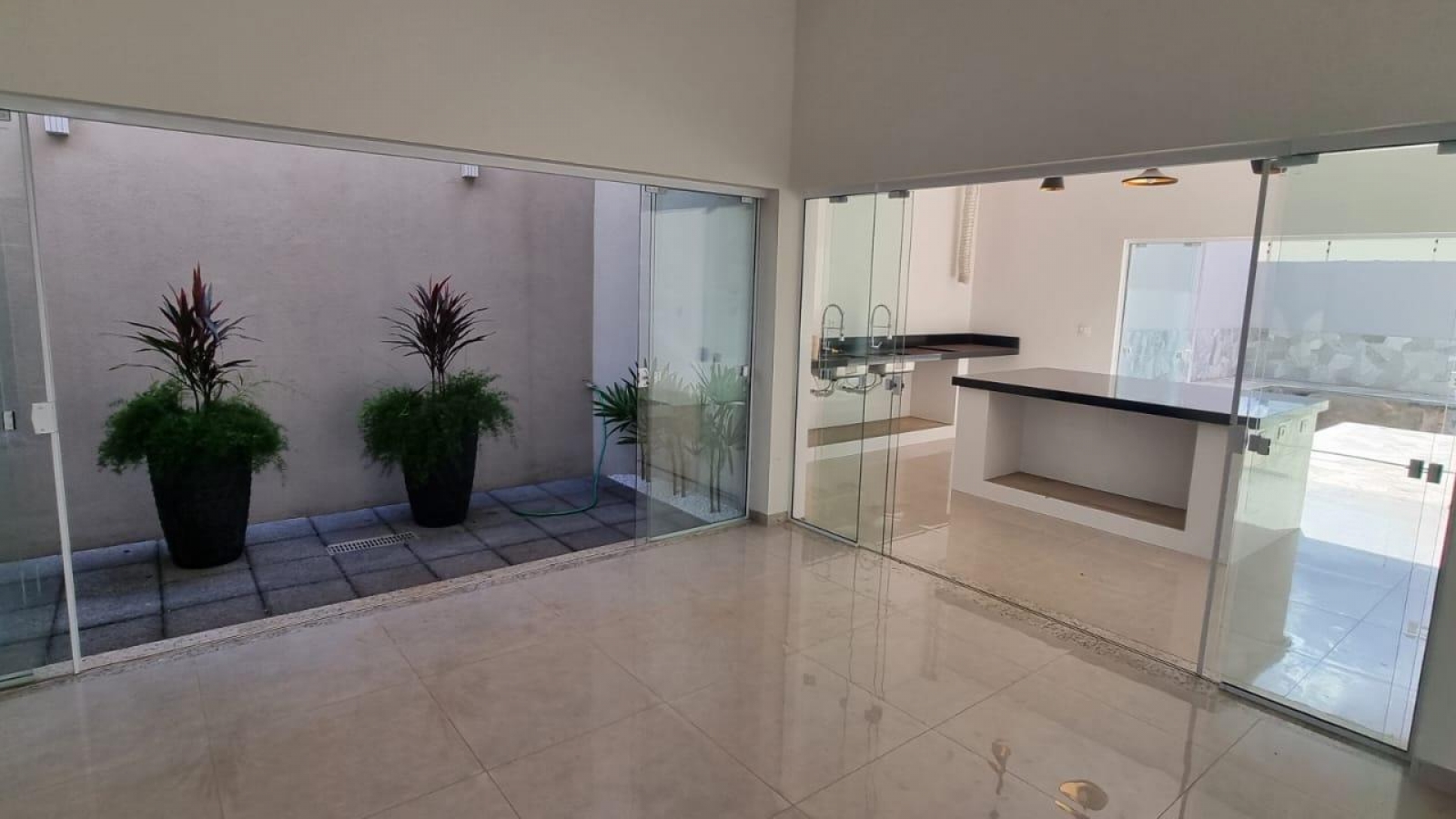 155 - Casa p/ Venda 155 - Casa p/ Venda