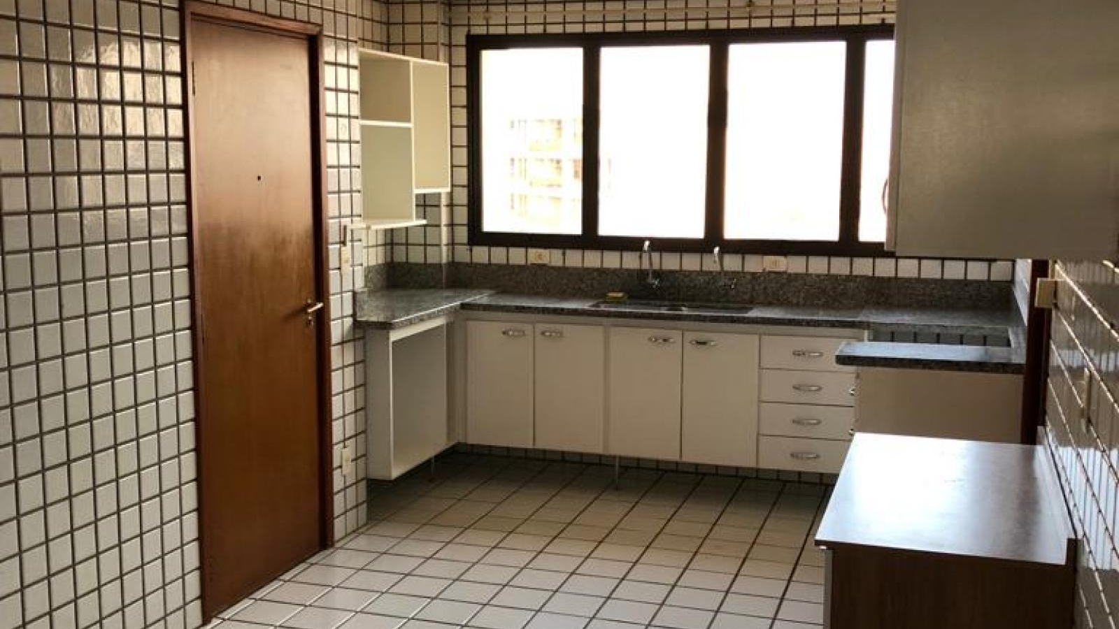 156 - Apartamento p/ Venda 156 - Apartamento p/ Venda