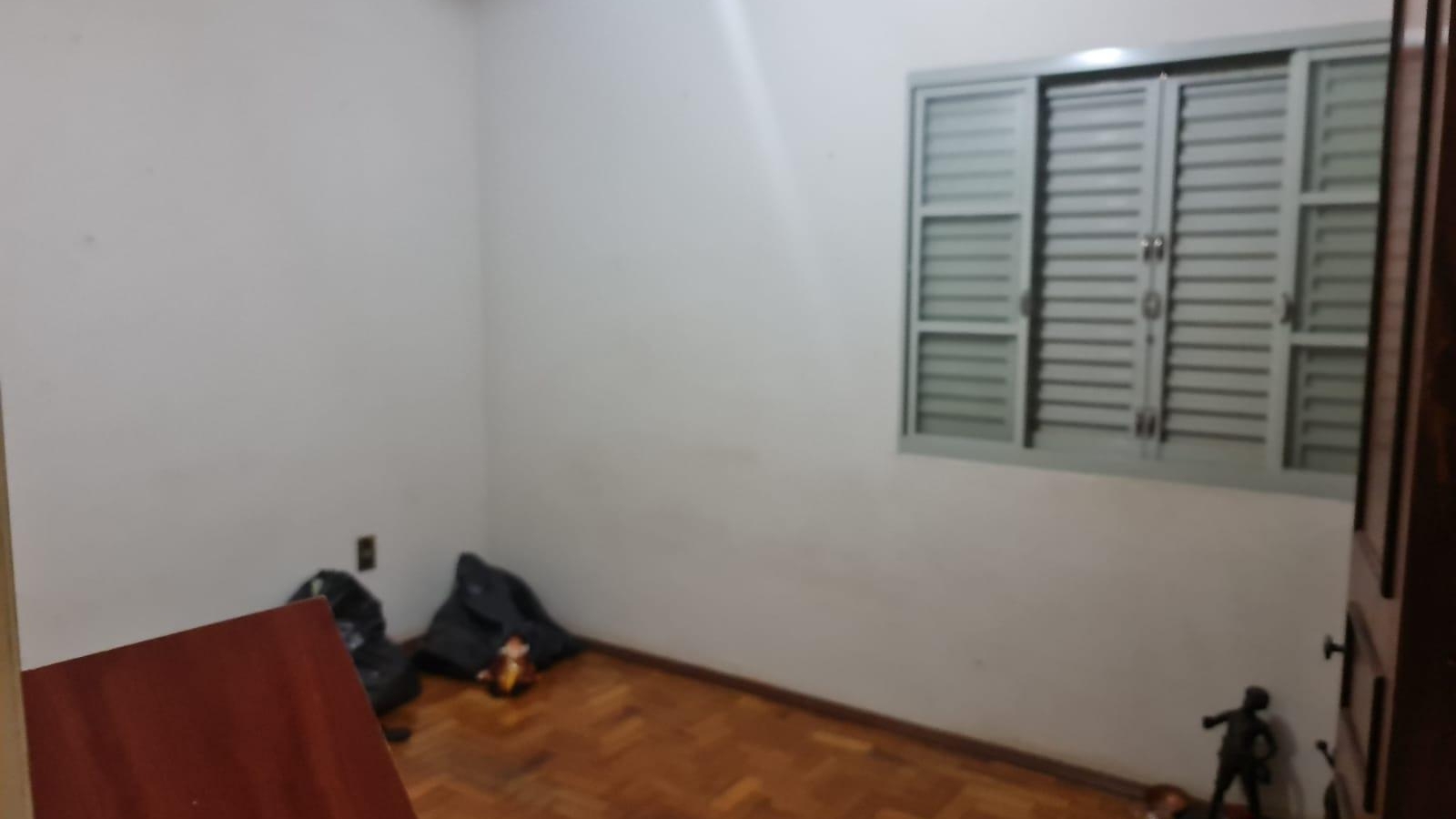 187 - Casa p/ Venda 187 - Casa p/ Venda