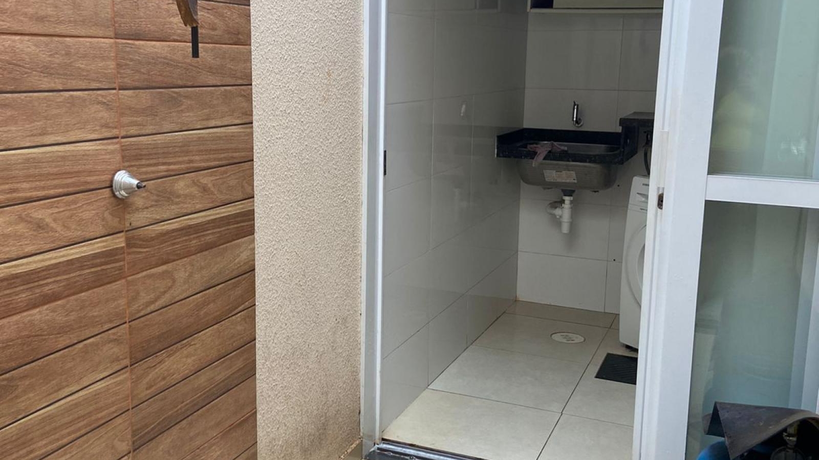 201 - Casa p/ Venda 201 - Casa p/ Venda