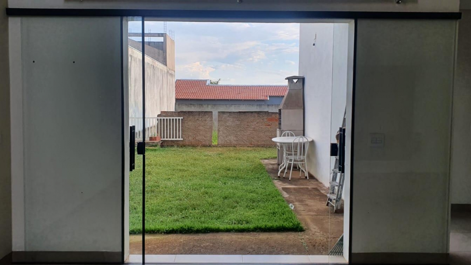 220 - Casa p/ Venda 220 - Casa p/ Venda