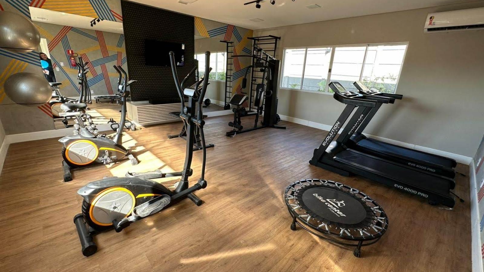 242 - Apartamento p/ Locação 242 - Apartamento p/ Locação