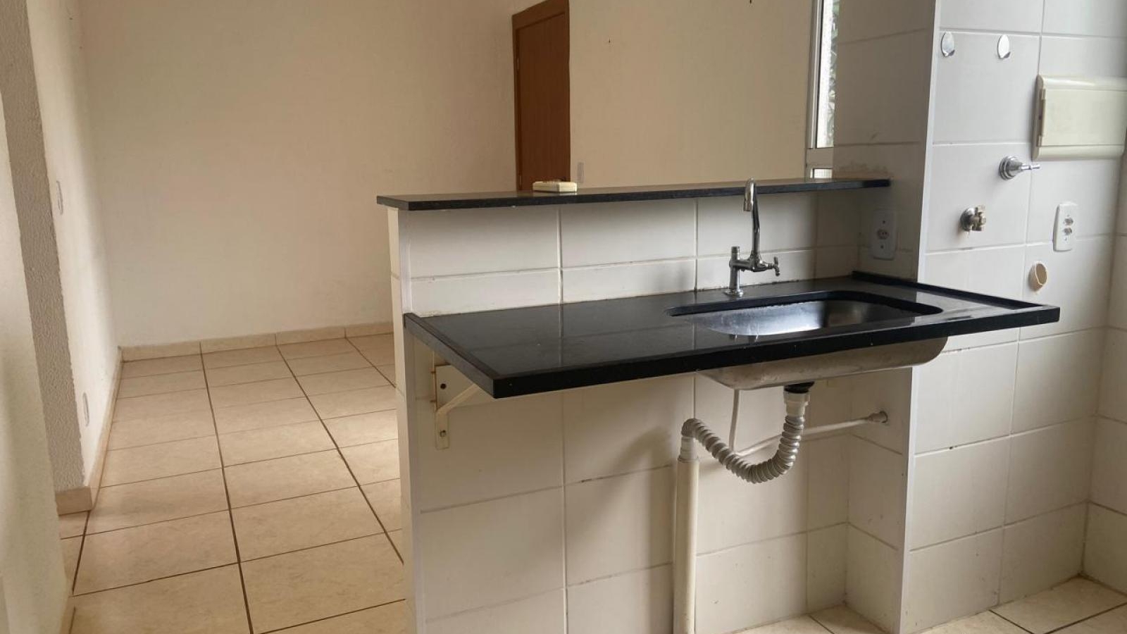 303 - Apartamento p/ Locação 303 - Apartamento p/ Locação