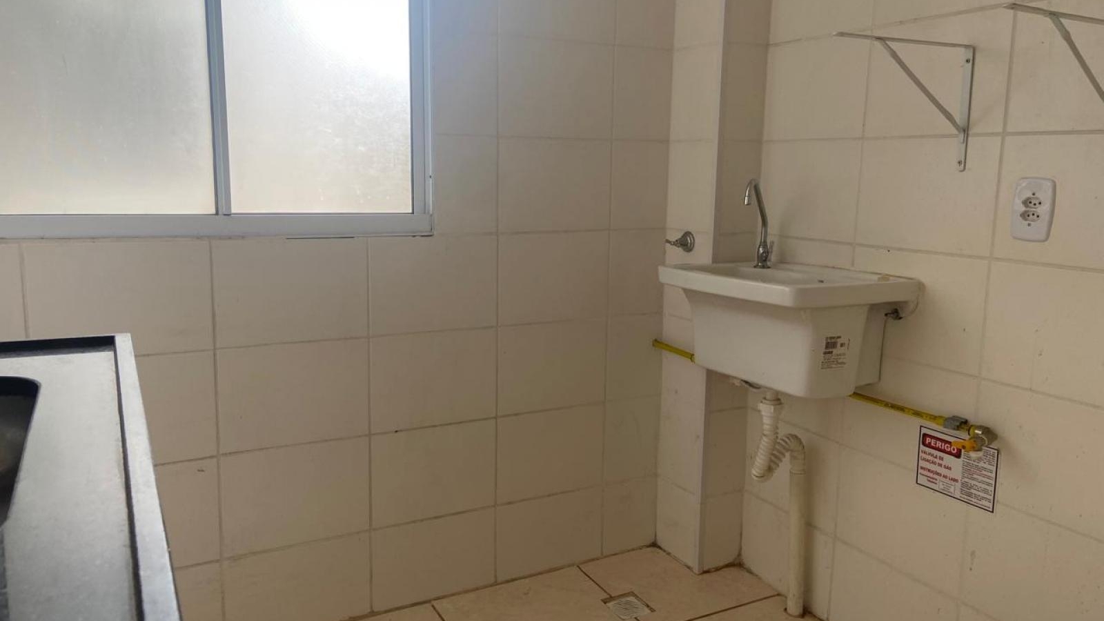 303 - Apartamento p/ Locação 303 - Apartamento p/ Locação