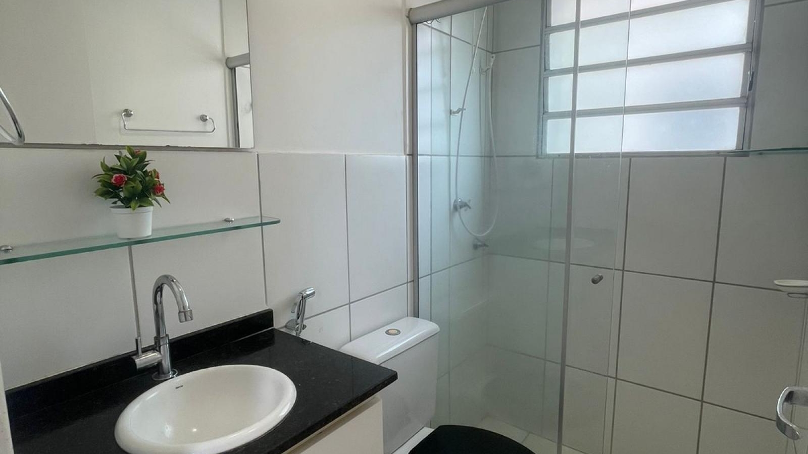 323 - Apartamento p/ Venda 323 - Apartamento p/ Venda