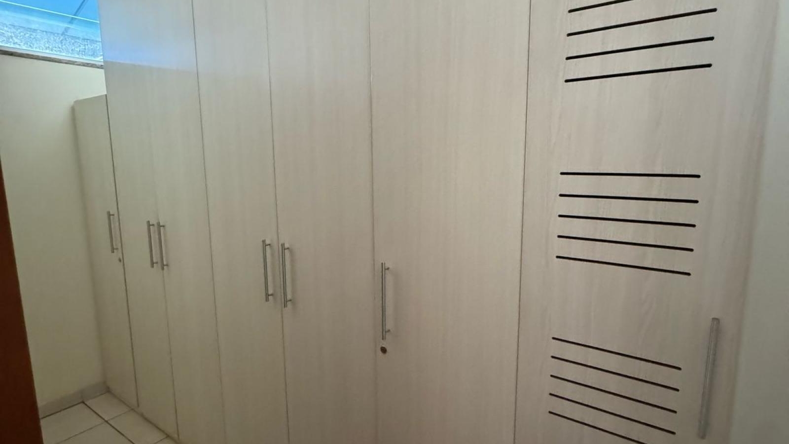 358 - Prédio/Sala/Salão Comercial p/ Locação 358 - Prédio/Sala/Salão Comercial p/ Locação