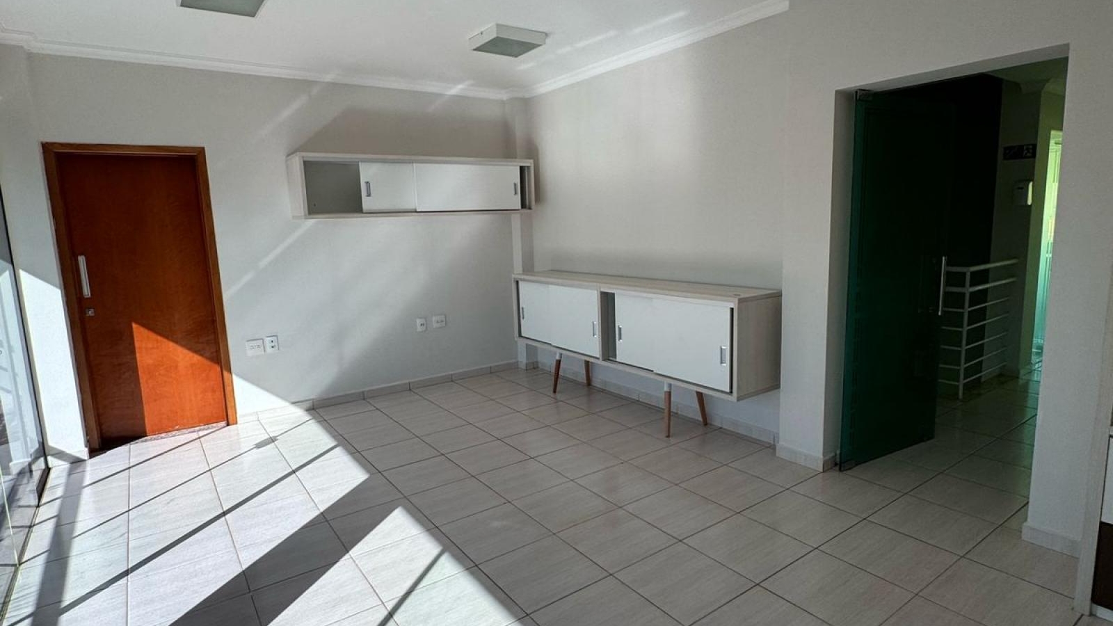 358 - Prédio/Sala/Salão Comercial p/ Locação 358 - Prédio/Sala/Salão Comercial p/ Locação