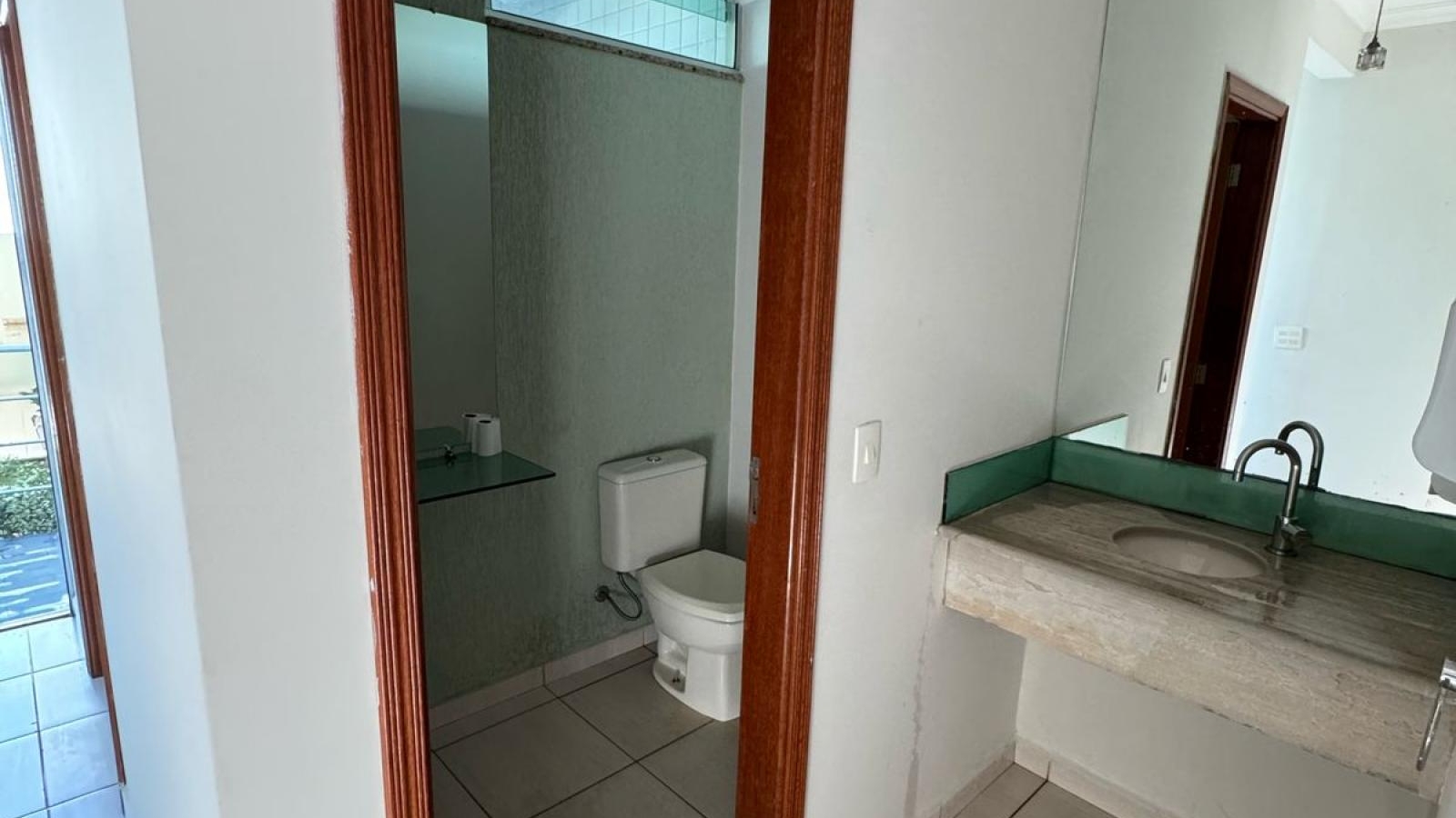 358 - Prédio/Sala/Salão Comercial p/ Locação 358 - Prédio/Sala/Salão Comercial p/ Locação