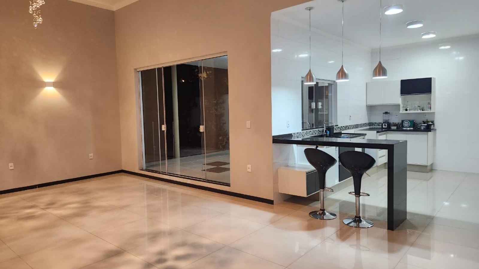 367 - Casa p/ Locação 367 - Casa p/ Locação