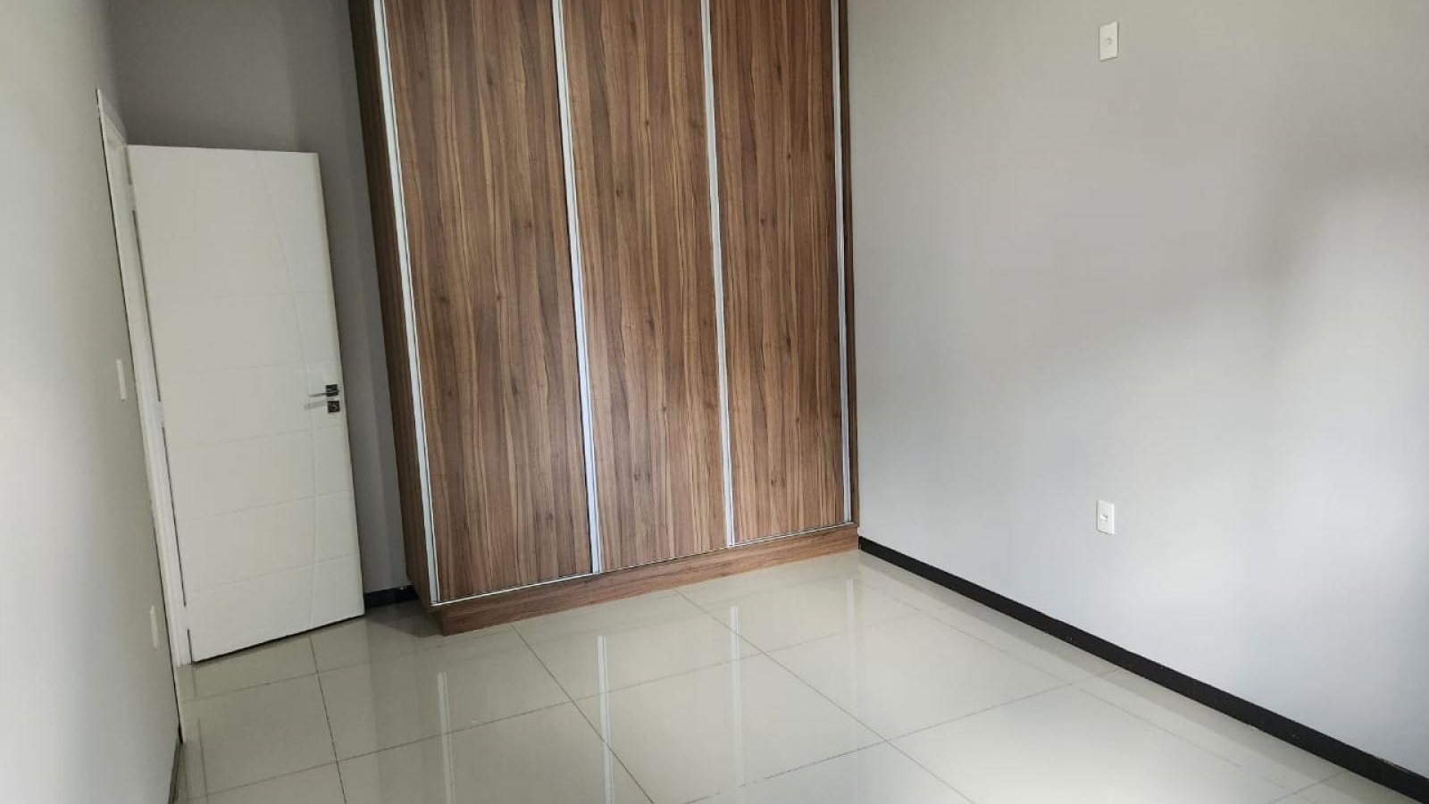 367 - Casa p/ Locação 367 - Casa p/ Locação