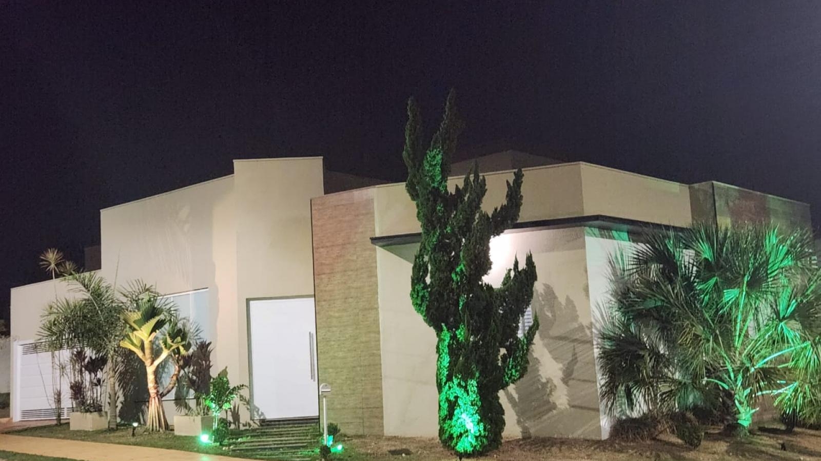 367 - Casa p/ Locação 367 - Casa p/ Locação